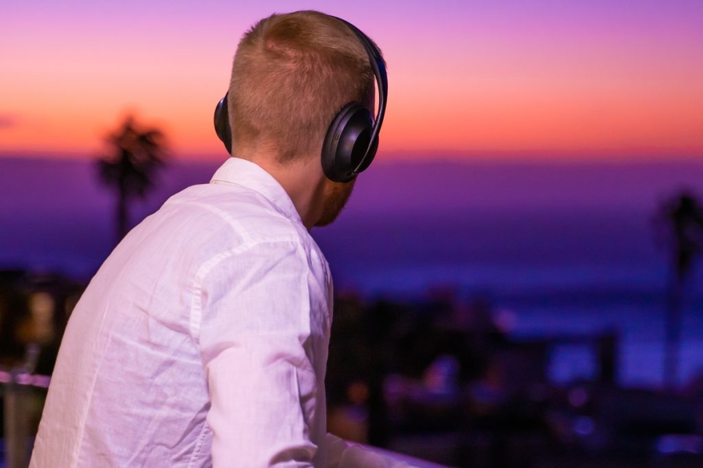 Best Headsets For Remote Work 5 Brands That Meet Your Top 5 Headset Needs