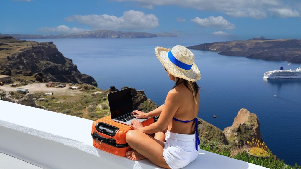 Remote worker in Santorini,Greece on digital nomad visa
