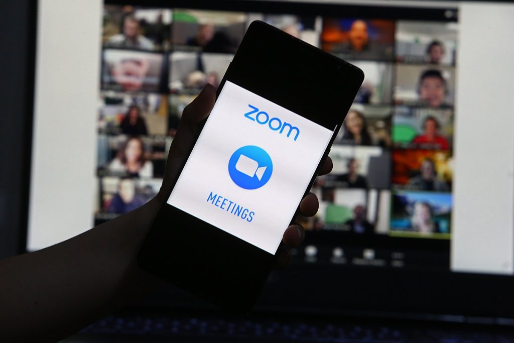 Virtual meeting etiquette on Zoom